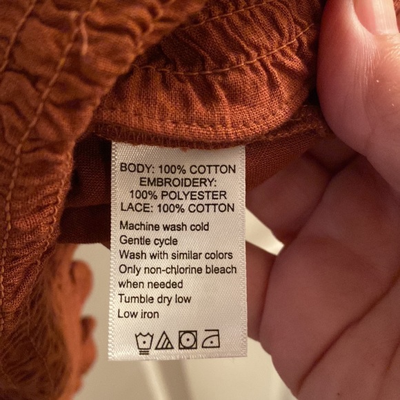 Broadway 38 Embroidered Ruffle Sleeveless Top Smocked Waist Dark Caramel Sz 2X - Picture 7 of 11